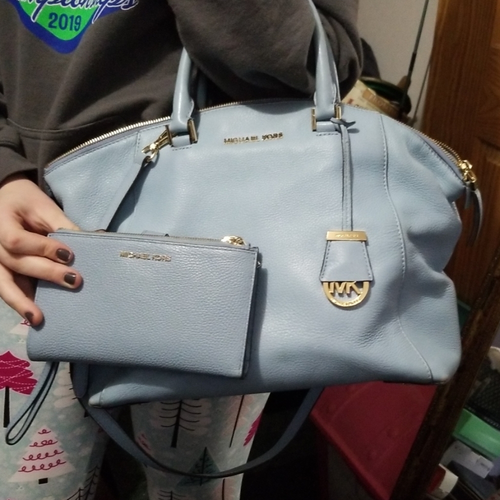 Michael Kors Riley purse and wallet set